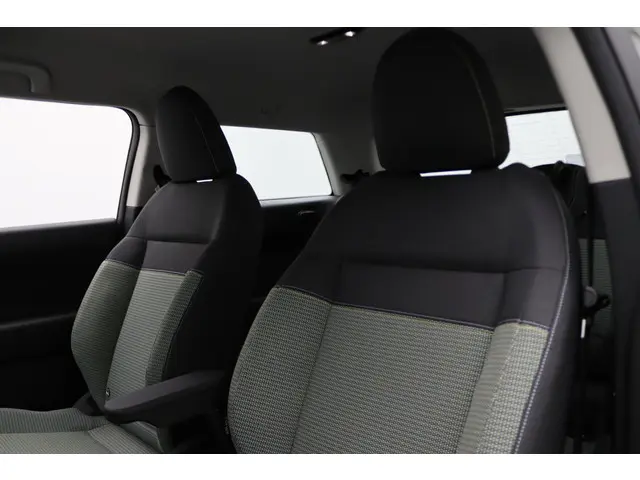 MINI Electric Cooper SE 2025 Elektrisch 8