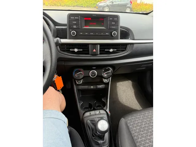 Kia Picanto 1.0 DPi ComfortLine 2024 Benzine 15