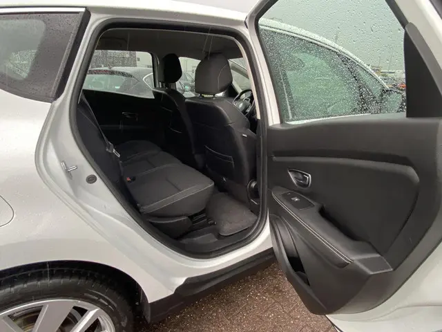 Renault Scénic 1.3 TCe Limited 2019 Benzine 26