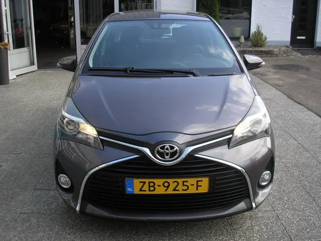 Toyota Yaris 1.3 VVT-i Aspiration 2015 Benzine 20