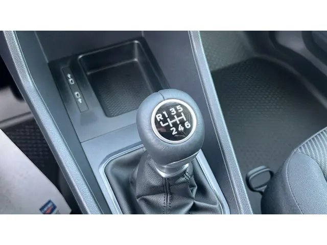Ford Transit Connect 2.0 EcoBlue L2 Trend 2024 Diesel 28