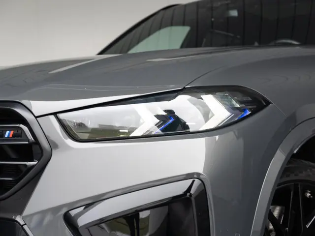 BMW X5 M Competition 2024 Benzine 13