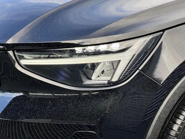 Volvo XC40 2.0 B4 Plus Dark 2025 Benzine 4