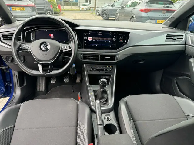 Volkswagen Polo 1.0 TSI Highline Business R 2019 Benzine 14