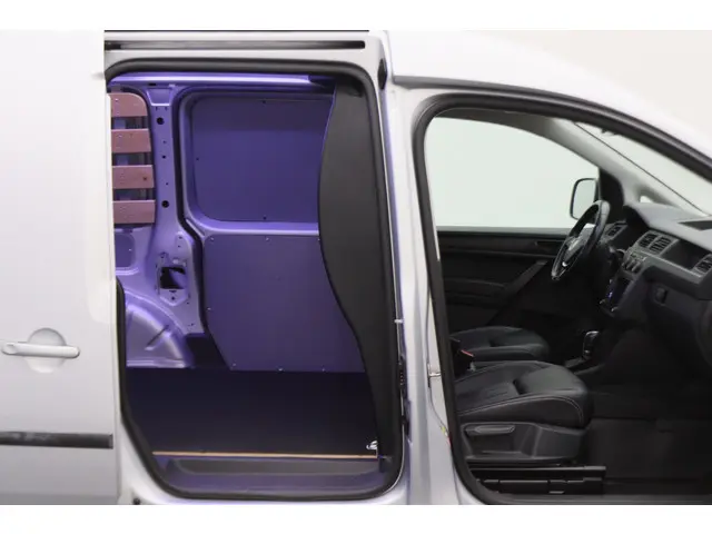 Volkswagen Caddy 2.0 TDI L1H1 BMT Highline 2018 Diesel 15