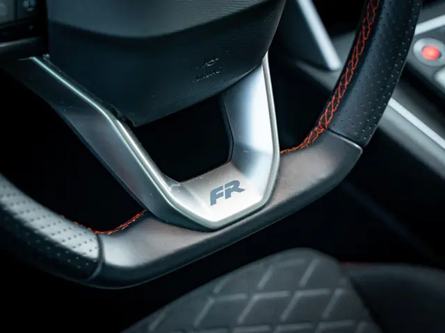 SEAT Leon 1.4 TSI eHybrid PHEV FR 2022 Hybride Benzine 11