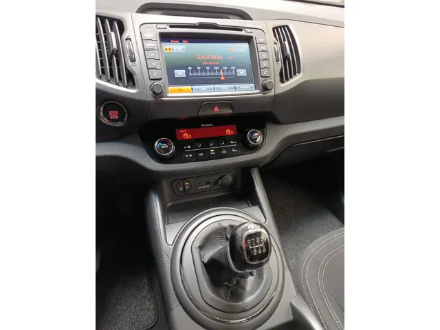 Kia Sportage 1.6 GDI BusinessLine 2014 Benzine 18