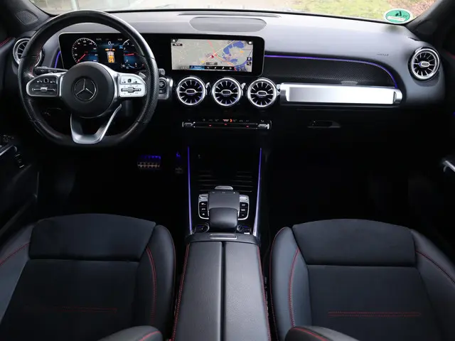 Mercedes-Benz 200-klasse GLB AMG line 2020 Benzine 15