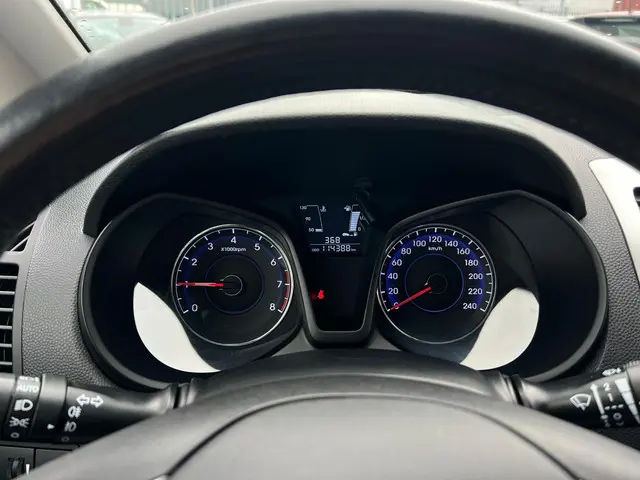 Hyundai ix20 1.4i Pro 2013 Benzine 13