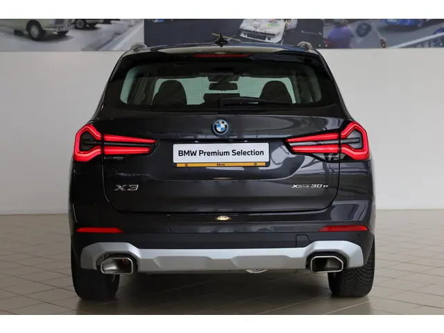 BMW X3 xDrive30e 2023 Hybride Benzine 6