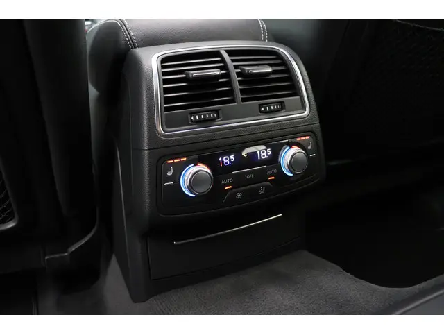 Audi A6 Avant 3.0 TFSI Quattro S-line 2013 Benzine 8