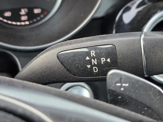 Mercedes-Benz GLC 250 4MATIC Edition 1 2016 Benzine 15