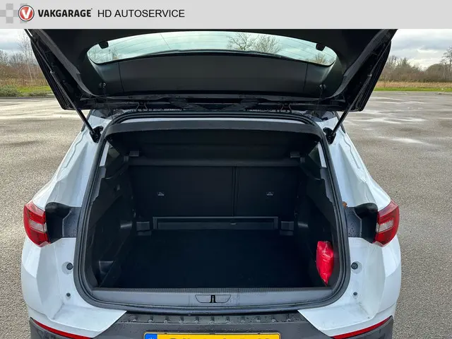 Opel Grandland X 1.2 Turbo Business Edition 2021 Benzine 8