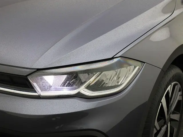 Volkswagen Polo 1.0TSI/95PK Life 2022 Benzine 12