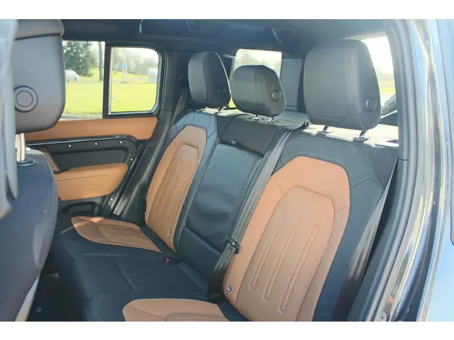 Land Rover Defender 2.0 P400e 110 X 2022 Hybride Benzine 21