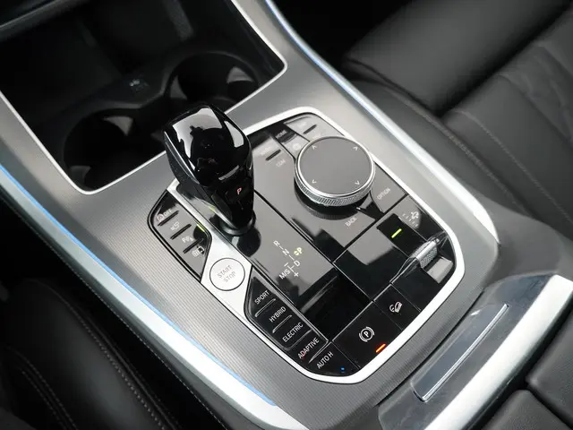 BMW X5 xDrive45e High Executive 2023 Hybride Benzine 21