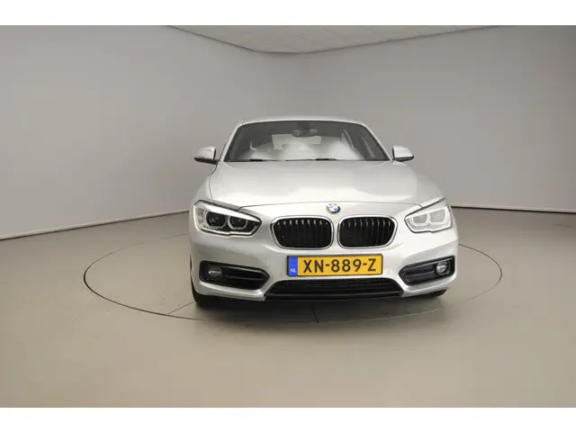 BMW 1 Serie 5-deurs 118i 2019 Benzine 5