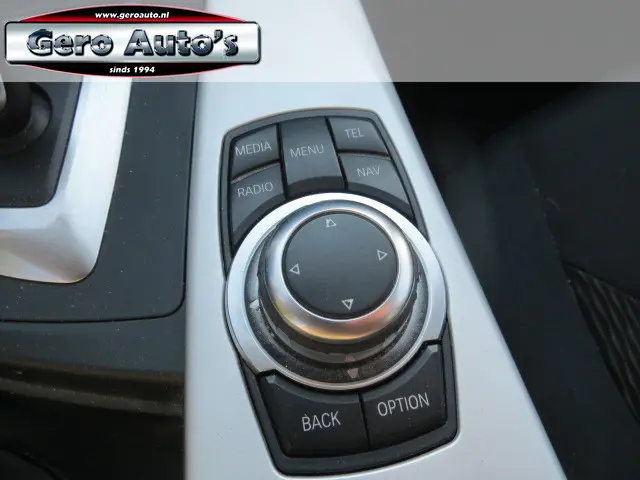 BMW 3 Serie 320i Executive automaat nl-auto 2012 Benzine 8