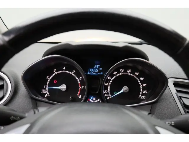 Ford Fiesta 1.0 EcoBoost Titanium 2014 Benzine 25
