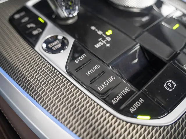 BMW X5 xDrive45e 2020 Hybride Benzine 39