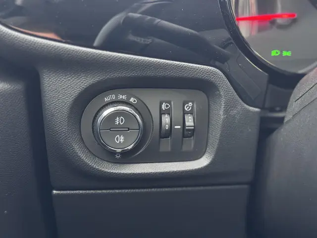 Opel Corsa 1.2 Elegance 2020 Benzine 18