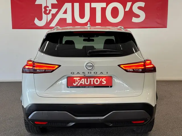 Nissan QASHQAI 1.3 MHEV Xtronic TEKNA 2023 Benzine 4