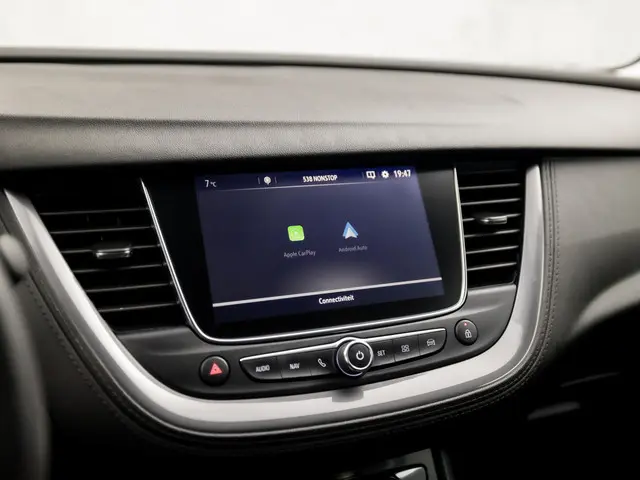 Opel Grandland X 1.2 Turbo Executive Sport 2018 Benzine 23