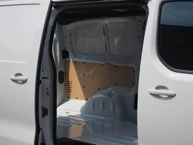 Opel Vivaro 2.0 CDTI L3H1 Innovation 2024 Diesel 15