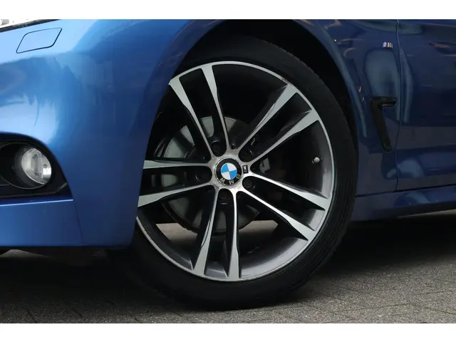 BMW 3 Serie Gran Turismo 320i Executive 2015 Benzine 4