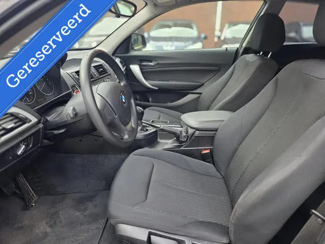 BMW 1 Serie 114i Business Sport Line 2013 Benzine 15