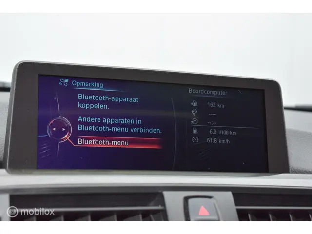 BMW 3 Serie 320i High Executive 2014 Benzine 13