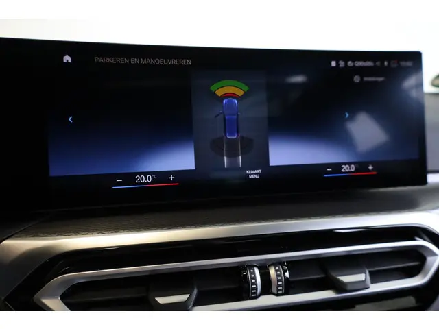 BMW 3 Serie Touring 330e 2024 Hybride Benzine 15