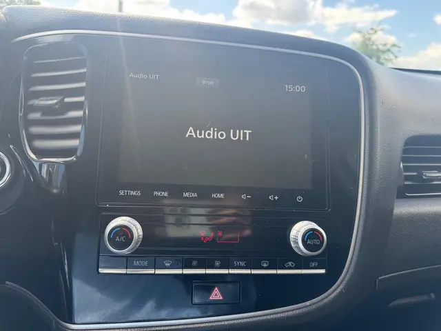 Mitsubishi Outlander 2.4 PHEV Pure 2020 Hybride Benzine 17