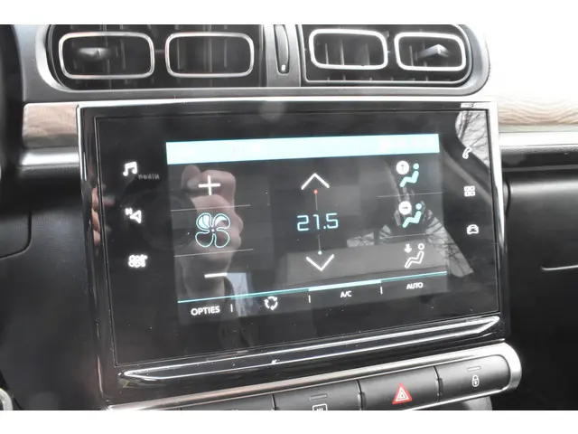 Citroën C3 PureTech 83 Shine 2021 Benzine 25