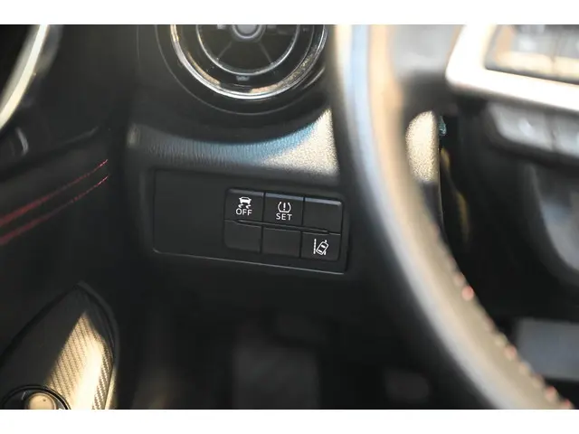 Mazda MX-5 SkyActiv-G 160 6MT TS+ 2016 Benzine 26