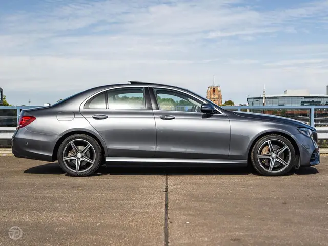 Mercedes-Benz E-Klasse 220 d Prestige Plus 2016 Diesel 6
