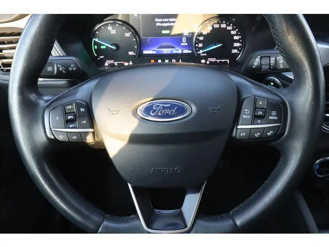 Ford Kuga 2.5 PHEV AUT. TITANIUM 2020 Hybride Benzine 18