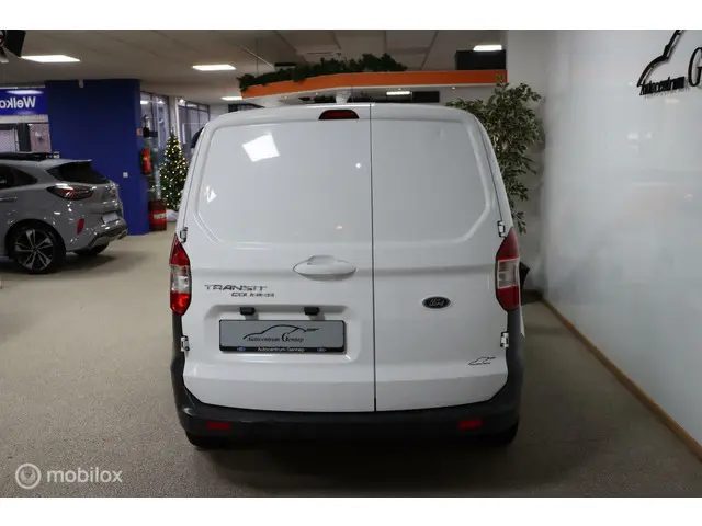 Ford Transit Courier 1.5 TDCI Trend 2017 Diesel 14