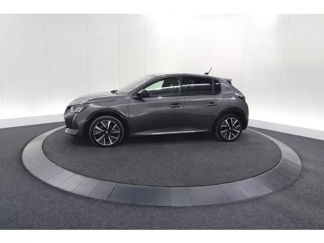 Peugeot 208 PureTech 100 GT 2023 Benzine 67