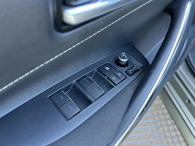Suzuki Swace 1.8 Hybrid Select 2021 Hybride Benzine 20