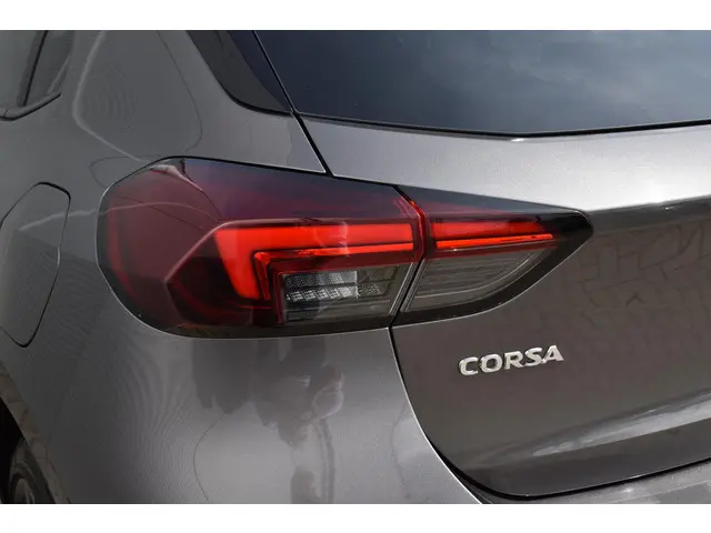 Opel Corsa 1.2 GS Line 2020 Benzine 20