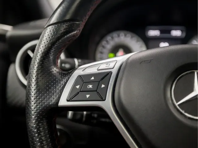 Mercedes-Benz A-Klasse 250 AMG Sport 2013 Benzine 22