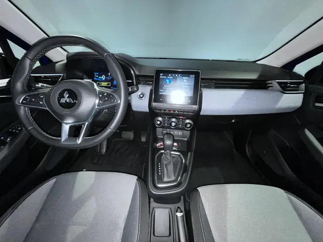 Mitsubishi Colt 1.6 Hybrid Intense 2024 Hybride Benzine 3