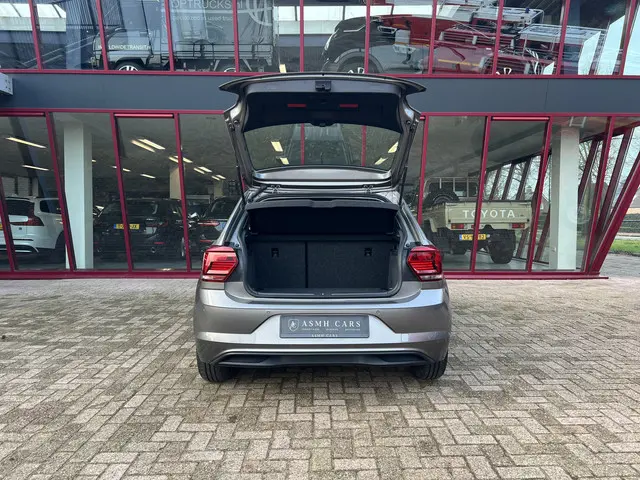 Volkswagen Polo 1.0 MPI Comfortline 2021 Benzine 33