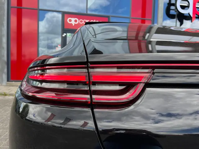 Porsche Panamera 4.0 Turbo Vol opties 2016 Benzine 9