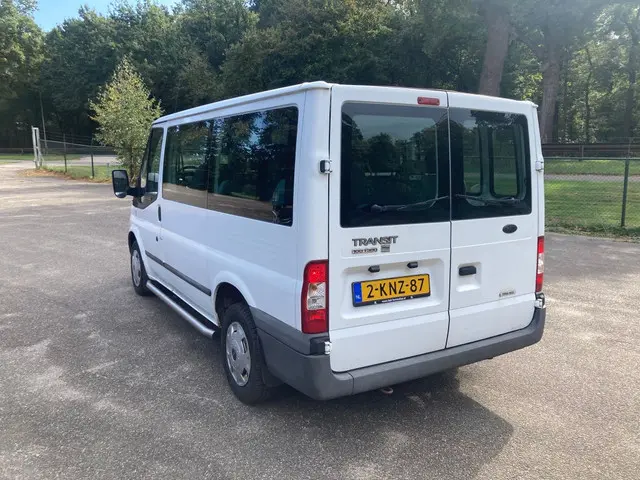 Ford Transit Kombi 300S 2.2 TDCI 2013 Diesel 8