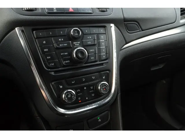 Opel Mokka 1.6 Cosmo 2016 Benzine 14