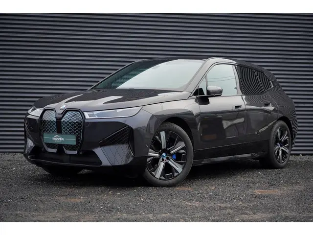 BMW iX xDrive40 Excellence 77 kWh 2022 Elektrisch