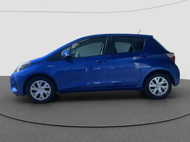 Toyota Yaris 1.5 Hybrid Aspiration 2017 Hybride Benzine 7