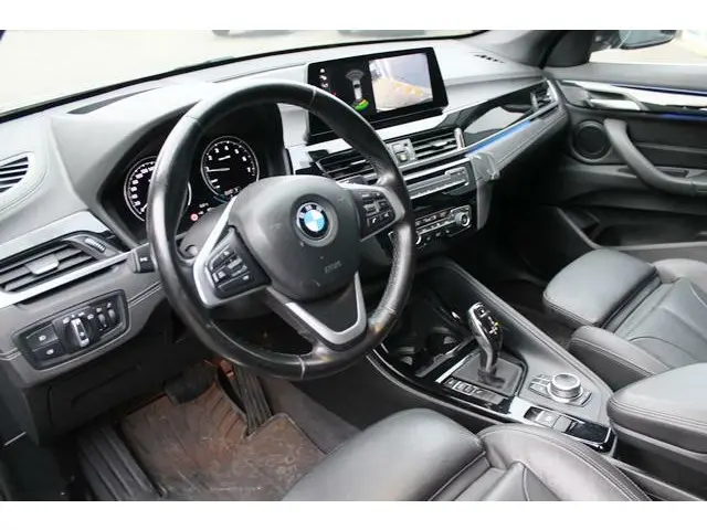 BMW X1 sDrive20i VDL Nedcar Edition 2020 2020 Benzine 6